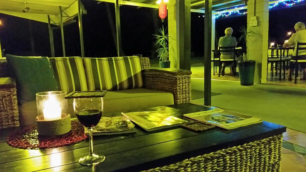Bramston Beach Motel Dış mekan fotoğraf