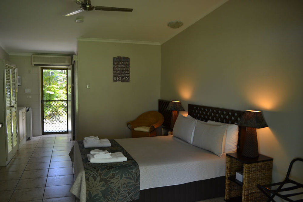 Bramston Beach Motel Dış mekan fotoğraf