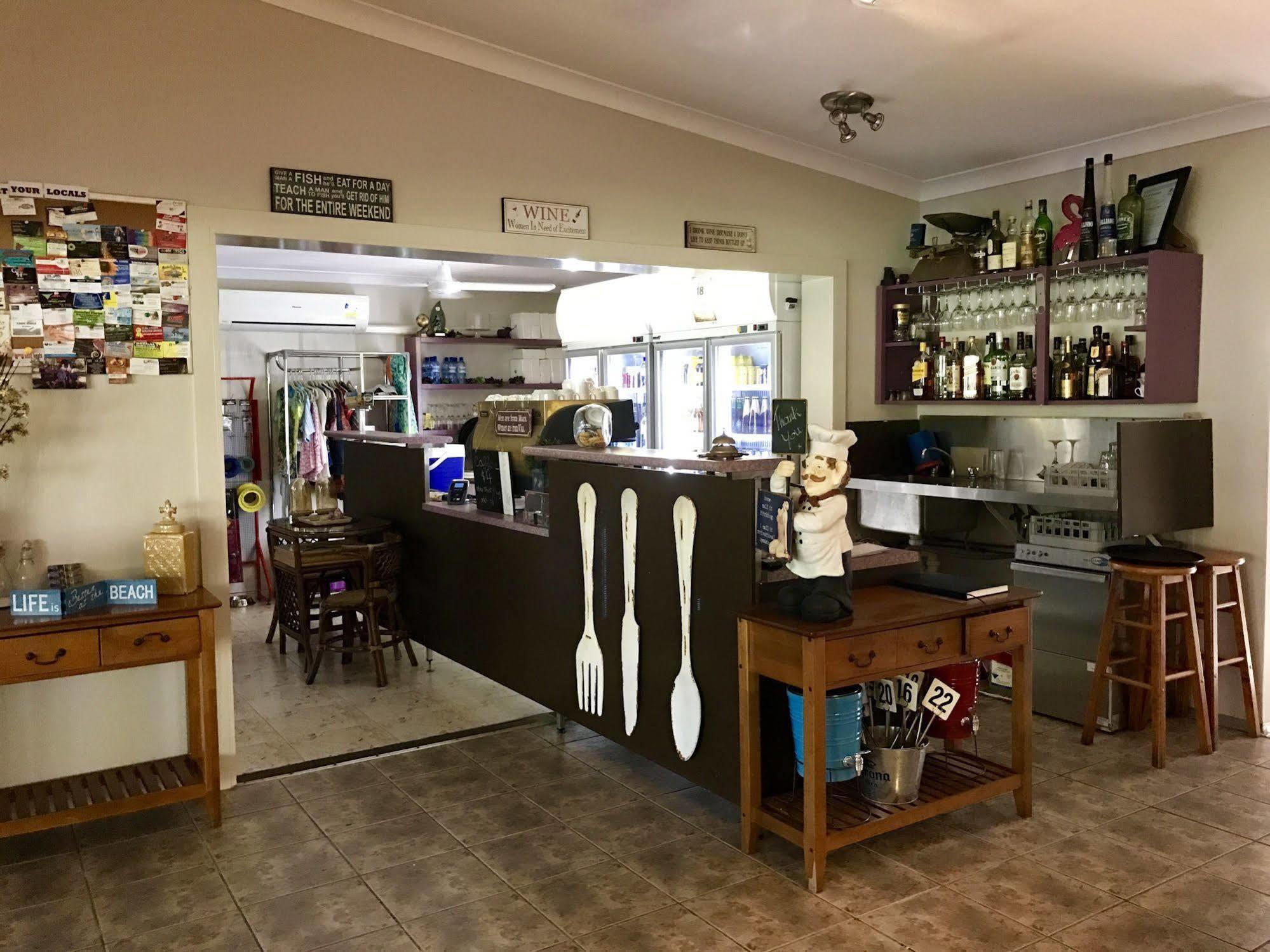 Bramston Beach Motel Dış mekan fotoğraf