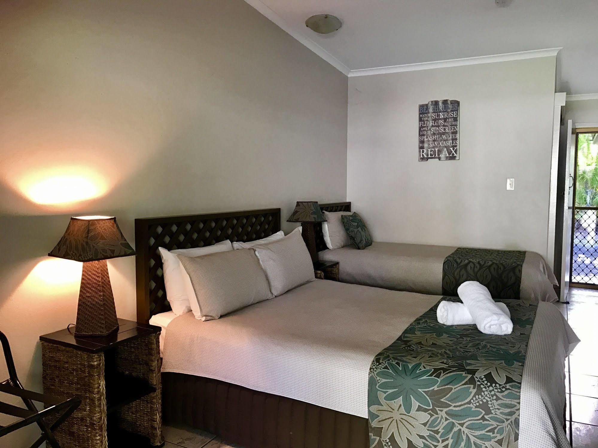 Bramston Beach Motel Dış mekan fotoğraf