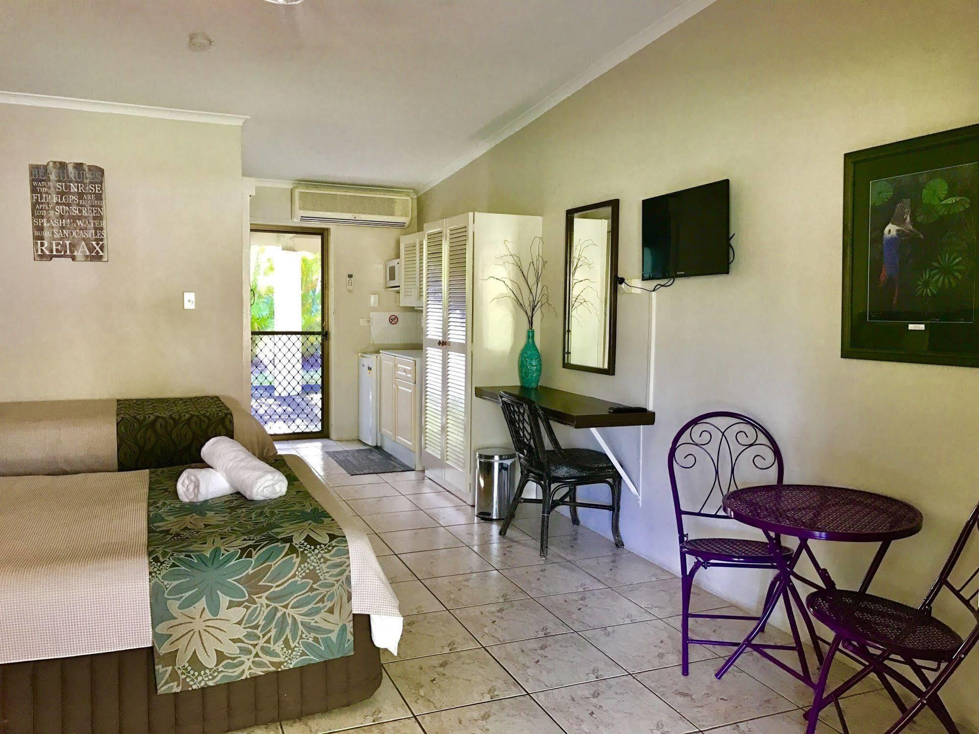 Bramston Beach Motel Dış mekan fotoğraf